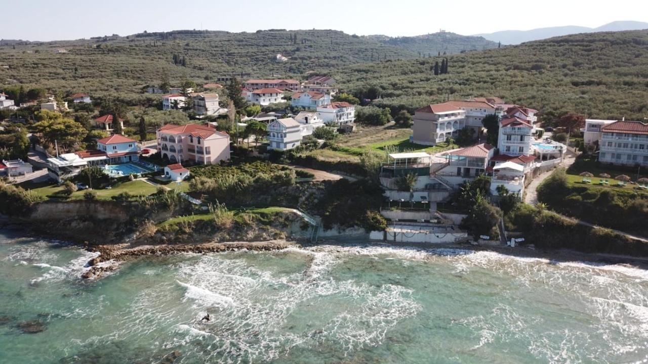 Villa Antonis Deluxe Apartments Amoudi Eksteriør billede
